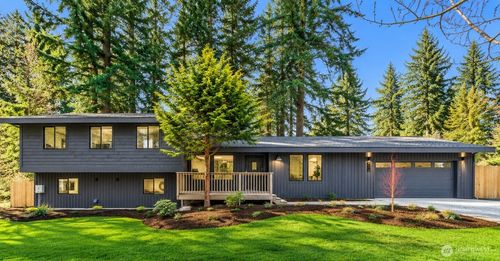 18843 168th Ave Ne, Woodinville, WA, 98072-8422 | Card Image