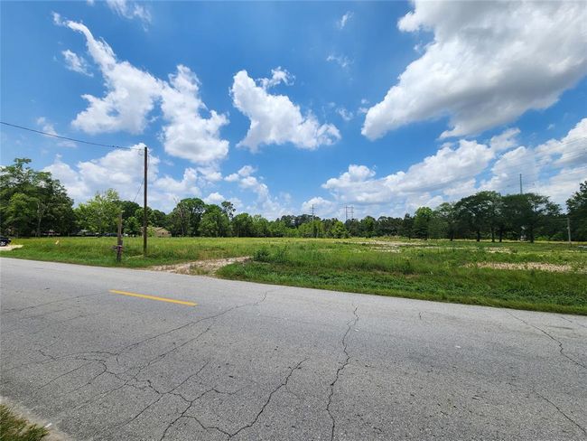 Paved road access. | Image 14