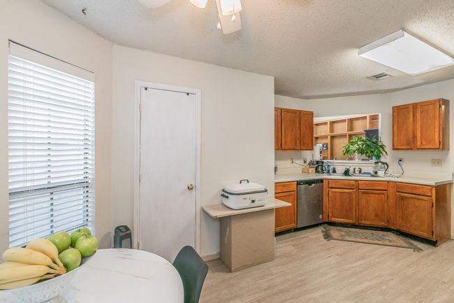 2213 Thistlewood Ct, House other with 3 bedrooms, 3 bathrooms and null parking in Grapevine TX | Image 8
