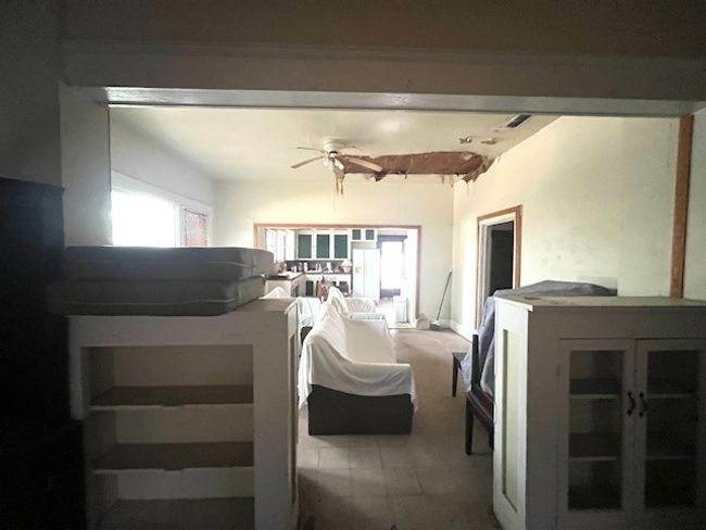 Living Room | Image 19