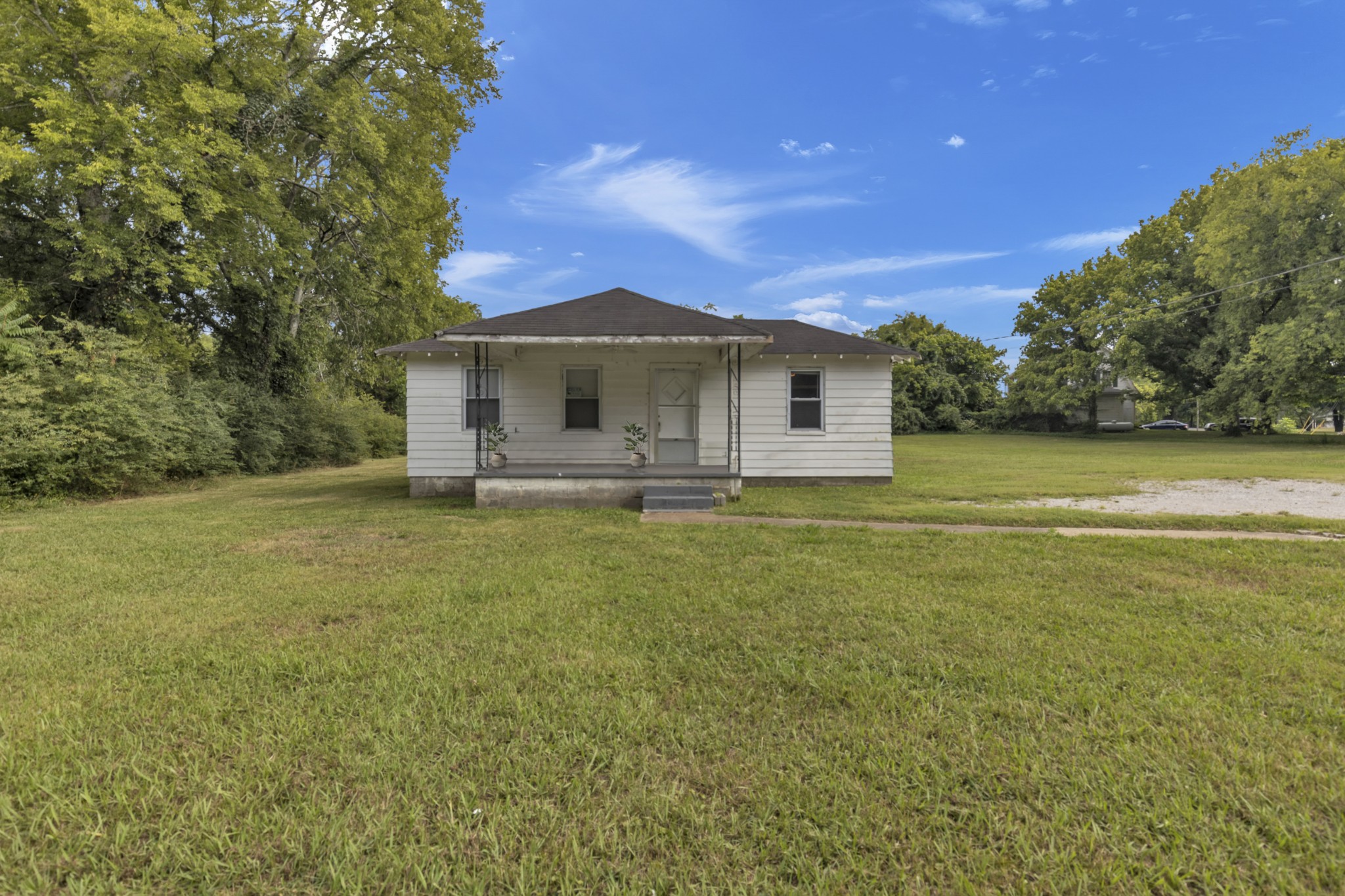 Sowell Mill Pike, Columbia, TN 38401