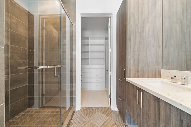 UNIT-1109 - 1211 Caroline St, Condo with 2 bedrooms, 2 bathrooms and 2 parking in Houston TX | Image 27
