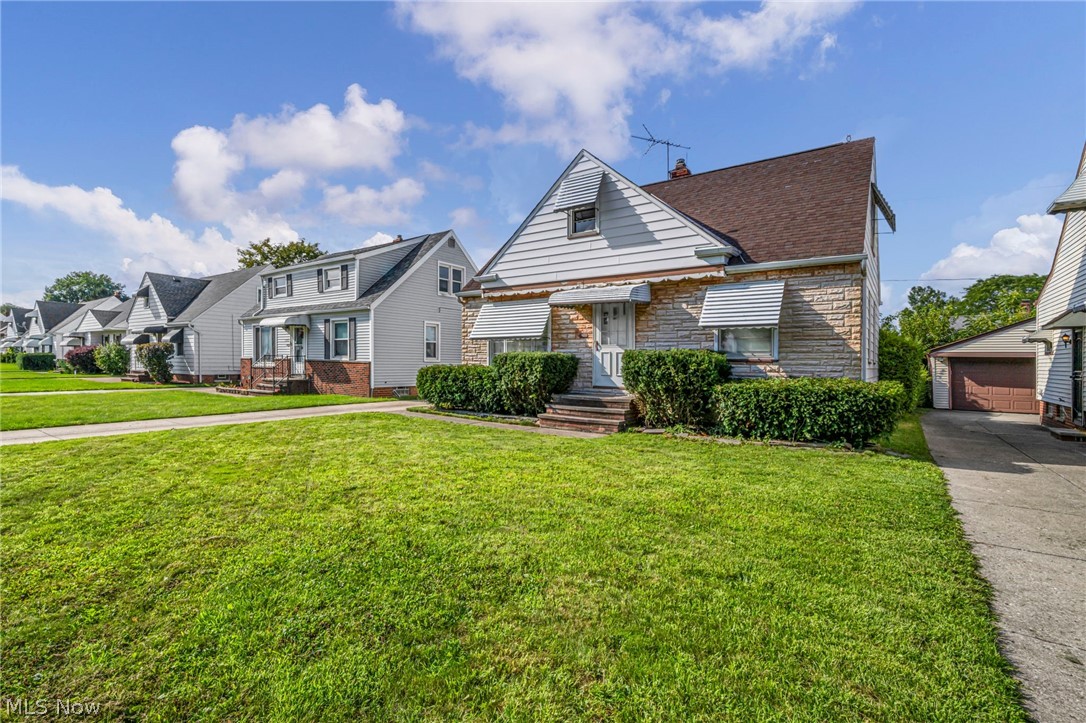 Residential in Garfield Heights 3
