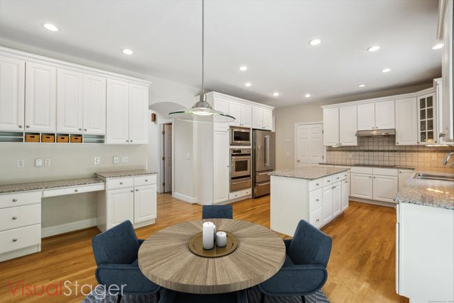 40 Wilders Pass, House other with 4 bedrooms, 5 bathrooms and 4 parking in Canton CT | Image 14