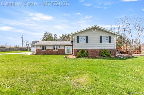 15395 Osius Rd, Chelsea, MI, 48118-9492 | Card Image