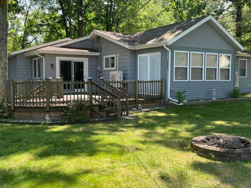 330 Henderson Lake Dr, Lupton, MI, 48635-9310 | Card Image
