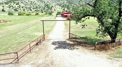 10343 Los Chozas Trl, Hondo, NM, 88336-9000 | Card Image