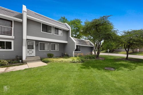 1236 Willow Ln, Gurnee, IL, 60031-1822 | Card Image