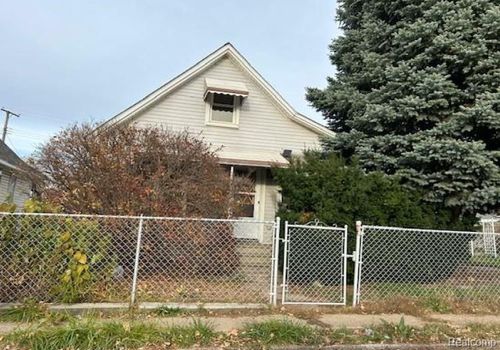 26 W Benson St, Ecorse, MI, 48229-1505 | Card Image