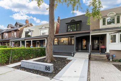 88 Greenwood Ave, Home with 3 bedrooms, 4 bathrooms and null parking in Toronto ON | Image 1