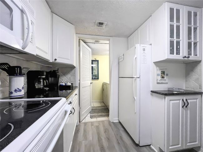 2112 - 2112 Beach Wood Rd, Condo with 2 bedrooms, 2 bathrooms and null parking in Amelia Island FL | Image 15