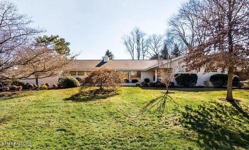 7104 Cresthill Dr, Knoxville, TN, 37919-5910 | Card Image