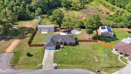 3661 Misty Woods Cir, Milton, FL, 32571-8391 | Card Image