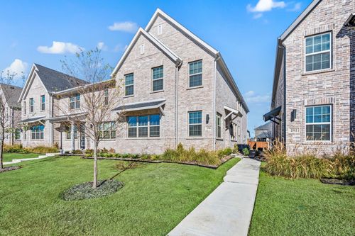 2516 Red Tailed Hawk Ln, McKinney, TX, 75071-0679 | Card Image