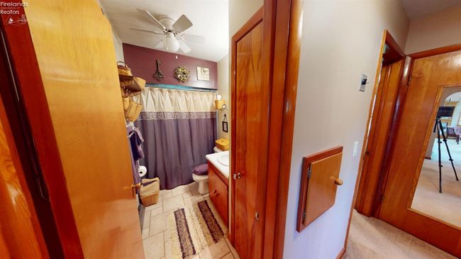 1501 Tiffin Rd, House other with 3 bedrooms, 2 bathrooms and 2 parking in Fremont OH | Image 16