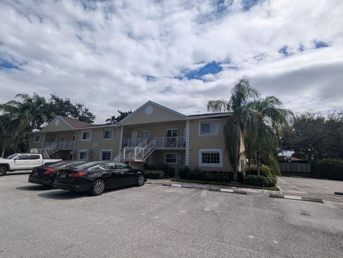 104 Palm Beach Trace Dr, Royal Palm Beach, FL, 33411-1254 | Card Image