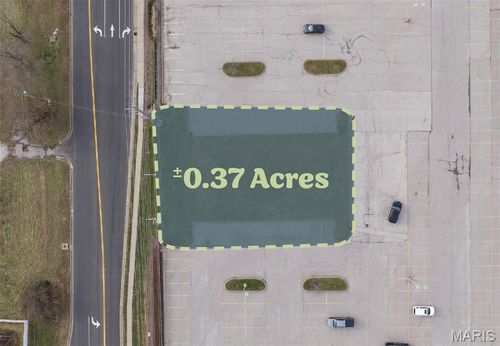 7817 Town Square Ave, O Fallon, MO, 63368-6704 | Card Image