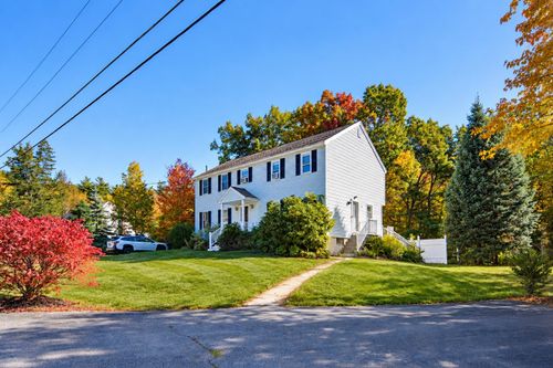 1R Maurice Road, Derry, NH, 03038 | Card Image