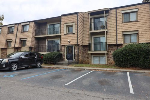 104 MENLO Menlo Dr, Columbia, SC, 29210-6575 | Card Image