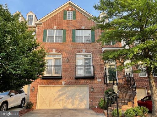 2403 Cypress Green Ln, HERNDON, VA, 20171-5349 | Card Image