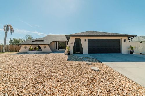 9273 Carnation Ave, ENGLEWOOD, FL, 34224-9308 | Card Image