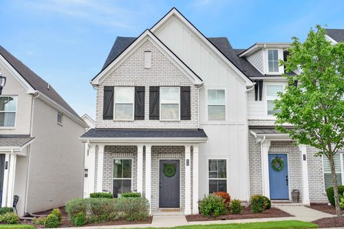 315 Twig Pvt Ct, Hendersonville, TN, 37075-2778 | Card Image