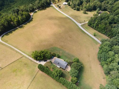 312 Lister Rd, Landrum, SC, 29356-8714 | Card Image