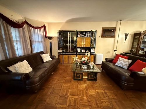 84 90th St, Woodhaven, NY, 11421-1329 | Card Image