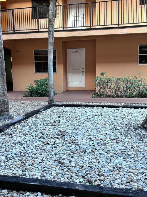 apt-104-430 Commodore Dr, Plantation, FL, 33325-2134 | Card Image