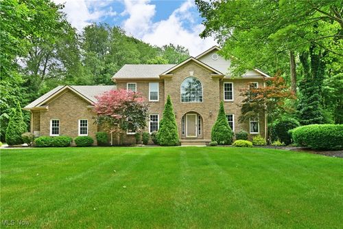2878 Beaver Trl, Cortland, OH, 44410-1834 | Card Image