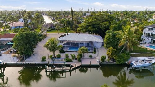 1040 Kings Crown Dr, SANIBEL, FL, 33957 | Card Image