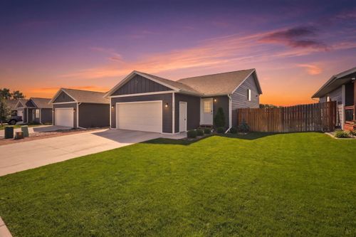 1107 Diamond Ridge Boulevard, Rapid City, SD, 57703 | Card Image