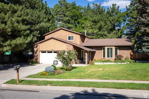 9673 S Chylene Dr, Sandy, UT, 84092-3563 | Card Image