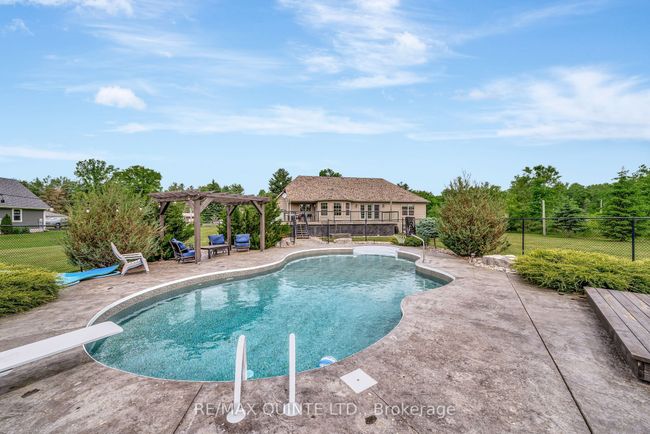 27 Charles Rd, House other with 4 bedrooms, 3 bathrooms and 8 parking in Tweed ON | Image 36