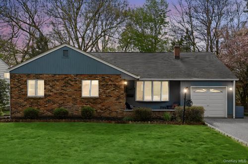 47 Valley View Ter, Mount Kisco, NY, 10549-1511 | Card Image