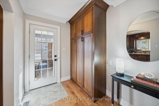 577 Spillsbury Dr, House other with 3 bedrooms, 2 bathrooms and 6 parking in Peterborough ON | Image 16