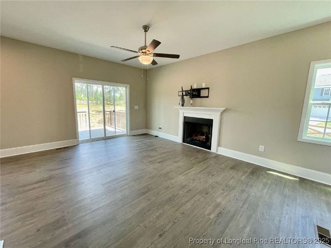733 Gridiron Way, House other with 3 bedrooms, 3 bathrooms and null parking in Cameron NC | Image 5