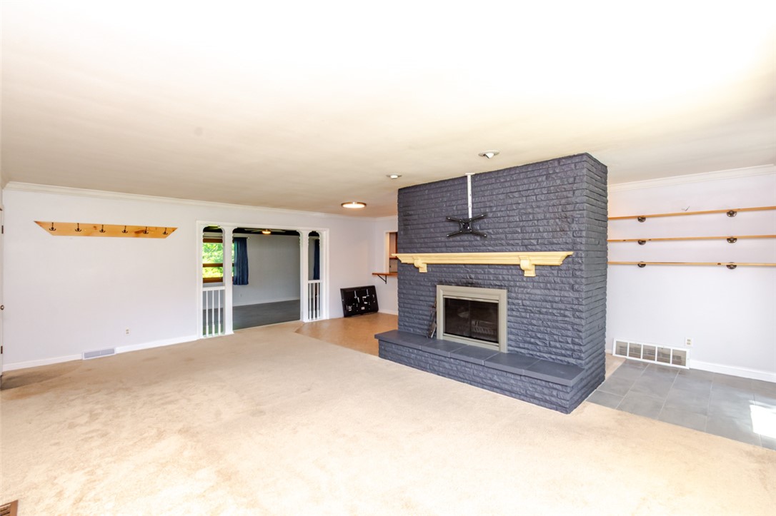 Residential in Sugarcreek Twp 4