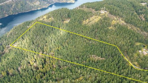 1026 Viart Rd, Highlands, BC, V9B6E5 | Card Image