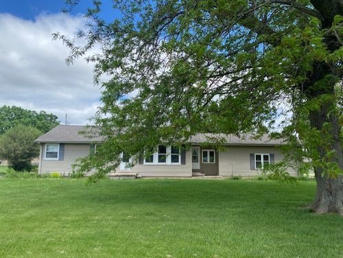 206 E Front St, Granville, IL, 61326-9361 | Card Image