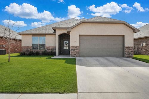 819 N 3rd St, Wolfforth, TX, 79382-2110 | Card Image