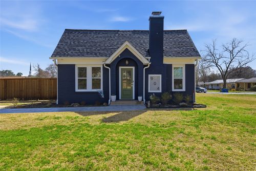 904 E College St, Athens, TX, 75751-2623 | Card Image