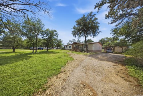 357 Dallas St, Bandera, TX, 78003 | Card Image