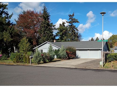 10202 Ne 24th Cir, Vancouver, WA, 98664-2910 | Card Image