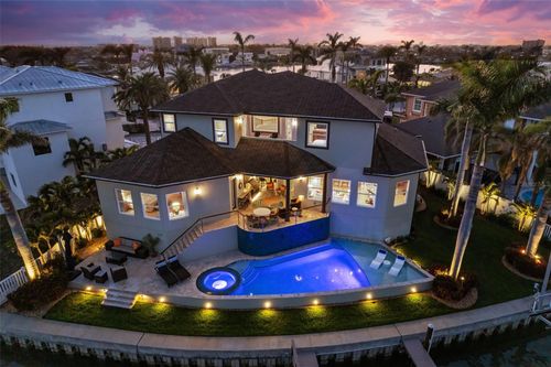 7815 9th Ave, St Petersburg, FL, 33707-2730 | Card Image