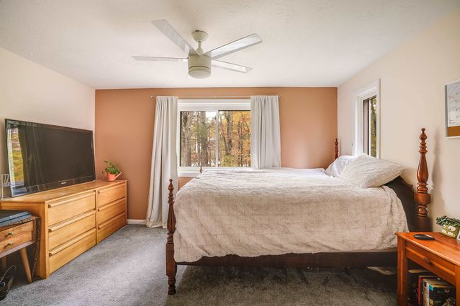 8 Windsor Blvd, House other with 3 bedrooms, 3 bathrooms and null parking in Londonderry NH | Image 26