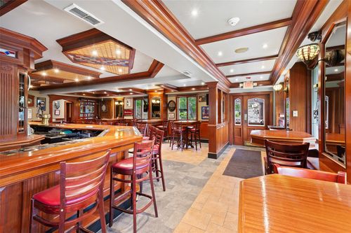 337 Liberty Dr, Tomkins Cove, NY, 10986-1117 | Card Image