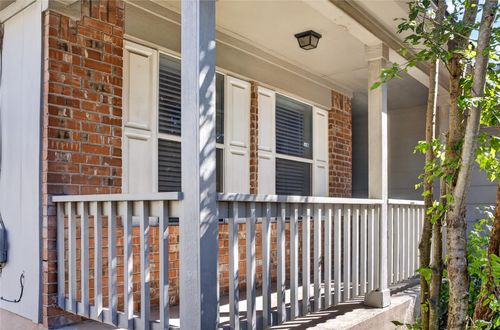 195 Musgrav, Kyle, TX, 78640-5487 | Card Image
