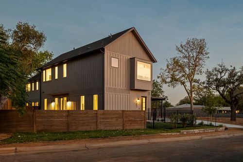 1-4601 Hank Ave, Austin, TX, 78745-1823 | Card Image