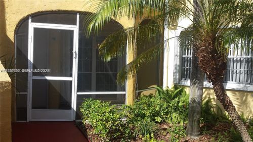 5-5-15645 Sw 74th Circle Dr, Miami, FL, 33193-3359 | Card Image